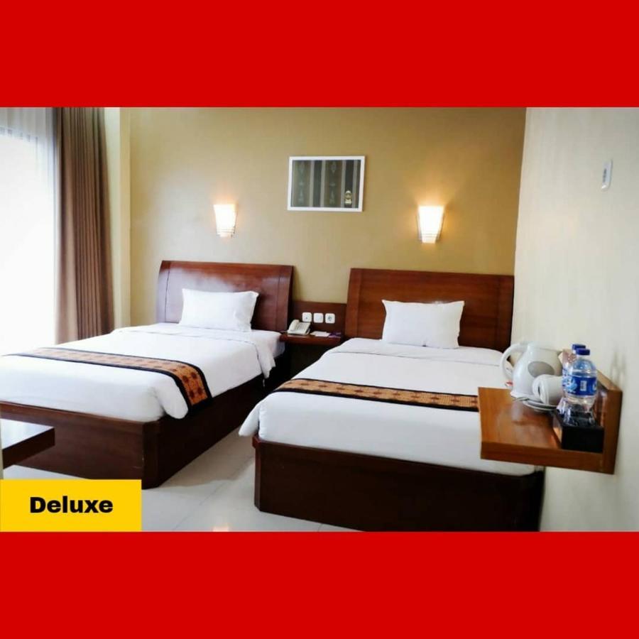 Riez Palace Hotel Tegal  Exterior photo